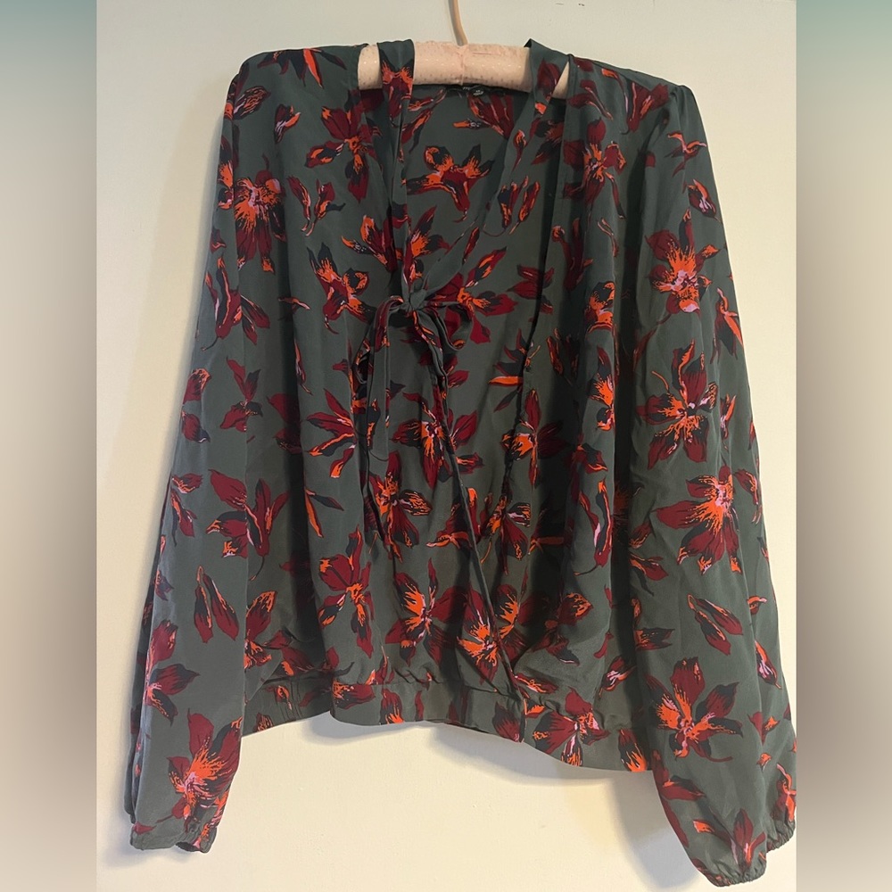 Madewell size 3x- Silk Tie-Neck Wrap Top in Winter Orchid
